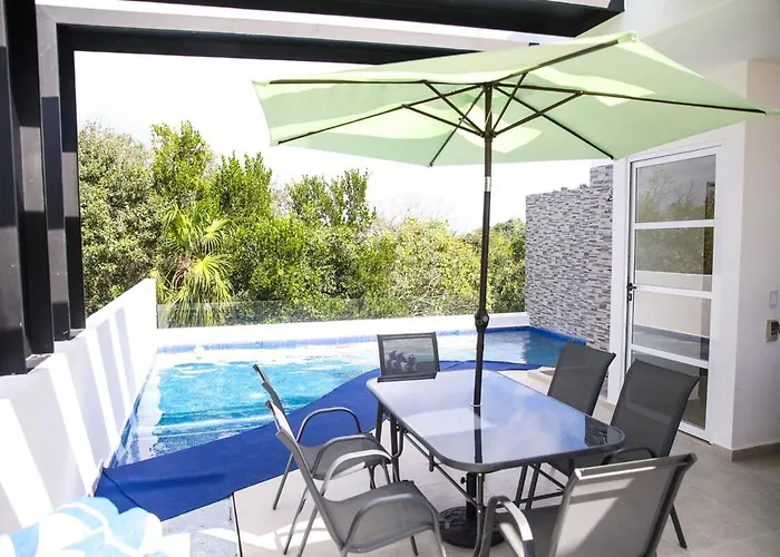 Beautiful House With A Private Pool Puerto Morelos
